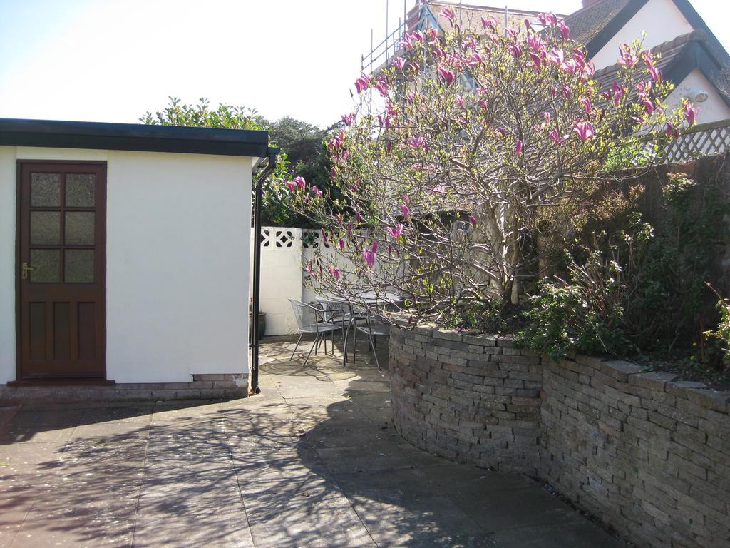 The Ashmount Hotel Rhôs-on-Sea Exterior foto
