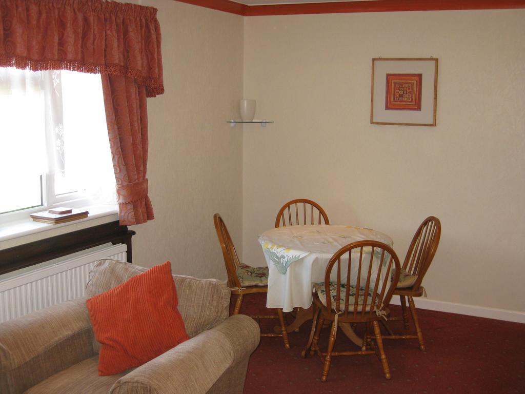 The Ashmount Hotel Rhôs-on-Sea Exterior foto